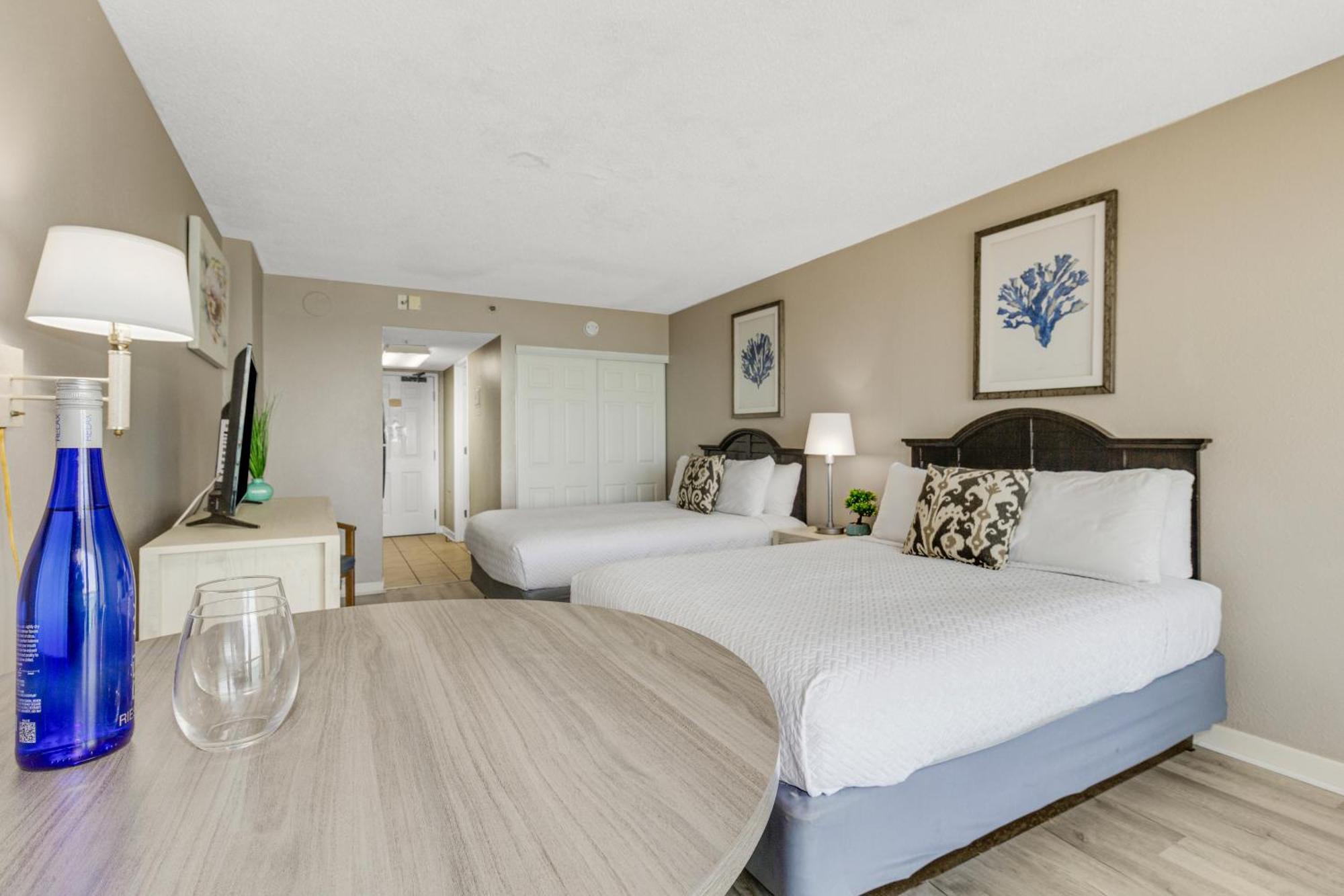 Appartement Oceanview Escape With Steps Away! 1828